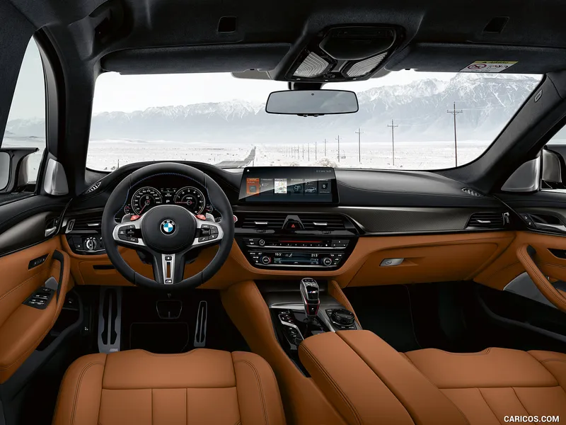 BMW M5 sedan benzin ב.מ.וו M5 סדאן בנזין