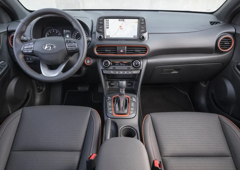 Hyundai KONA suv benzin יונדאי קונה פנאי-שטח בנזין