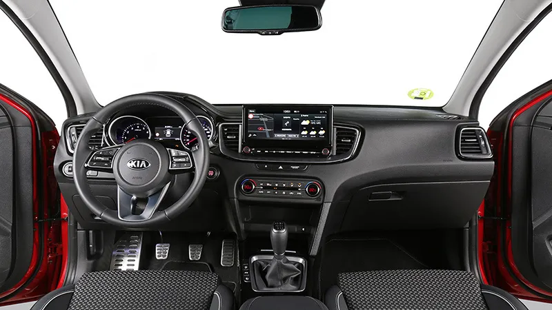 Kia XCEED hatchback benzin קיה אקסיד הצ'בק בנזין