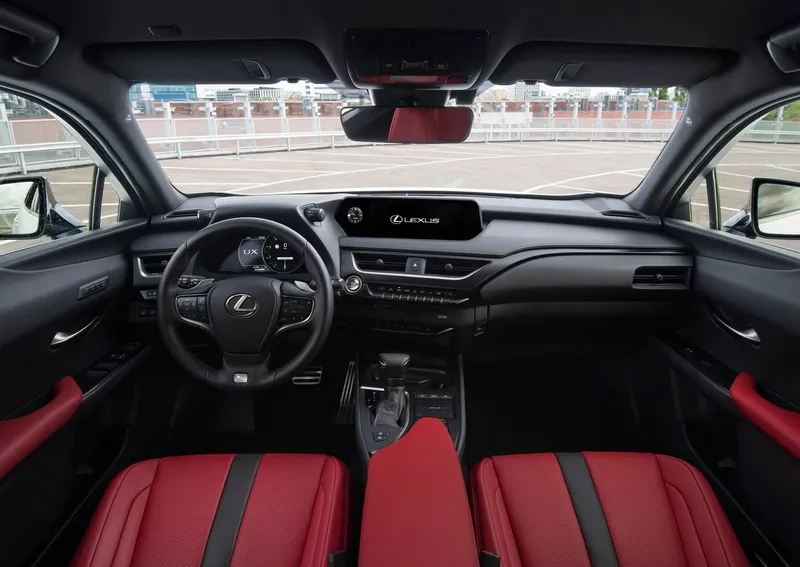 Lexus UX-200 suv benzin לקסוס UX-200 פנאי-שטח בנזין