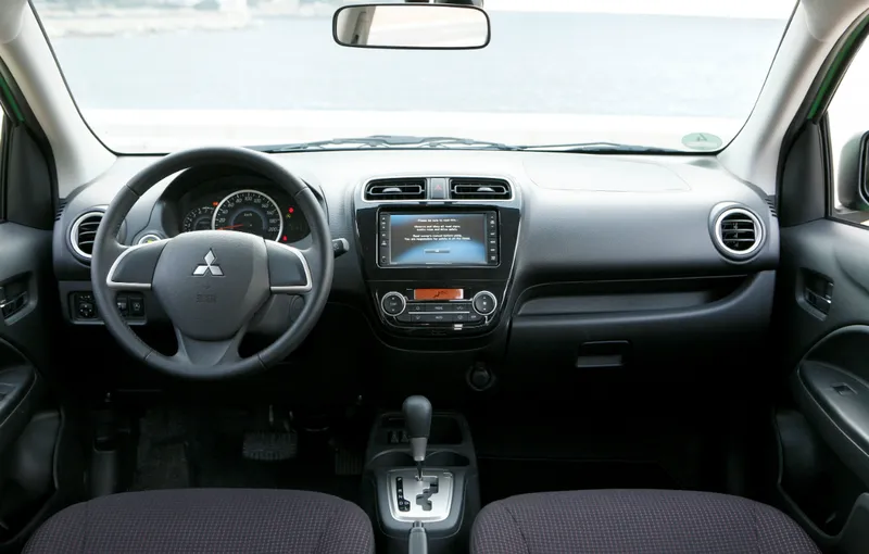 Mitsubishi SPACE-STAR hatchback benzin מיצובישי ספייס סטאר הצ'בק בנזין