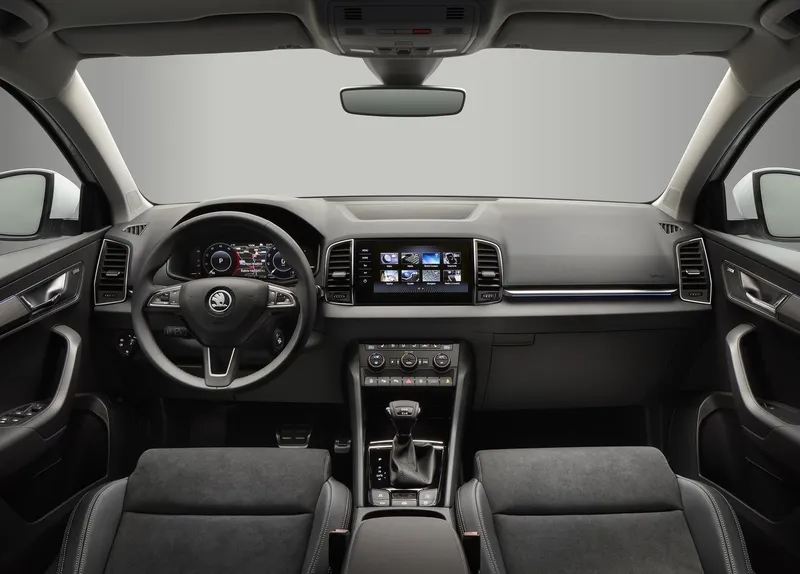 Skoda KAROQ suv benzin סקודה קארוק פנאי-שטח בנזין