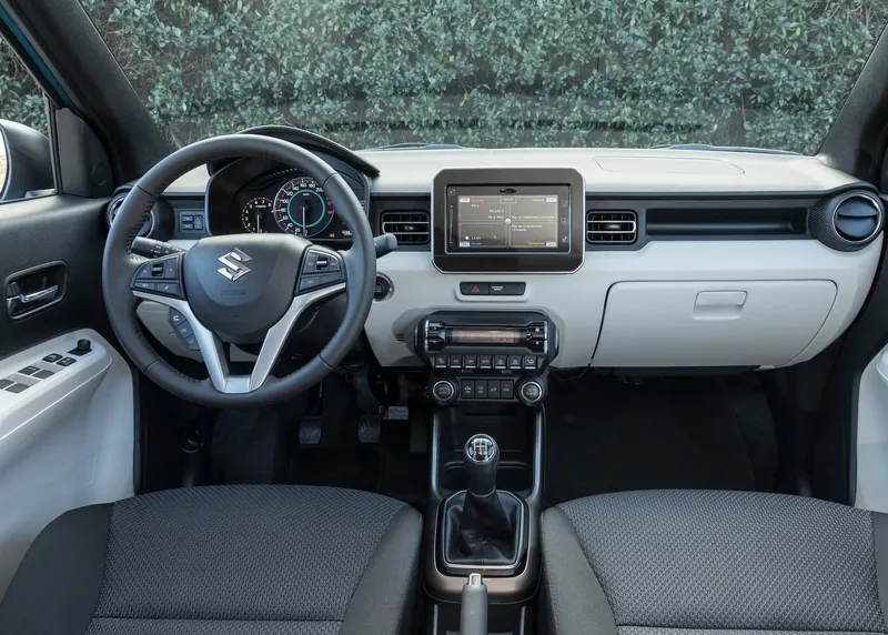 Suzuki IGNIS suv benzin סוזוקי איגניס פנאי-שטח בנזין